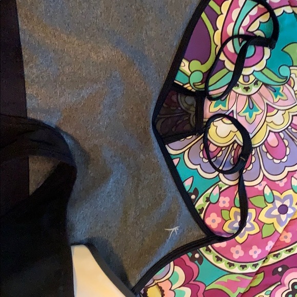 Bralettes - Picture 2 of 4